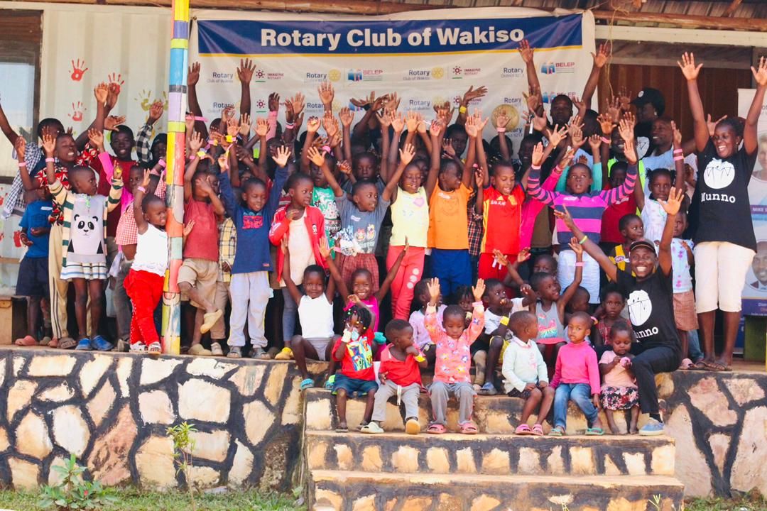 ROTARY CLUB Of Wakiso Rocks WAKISO_SENGE COMMUNITY FOR D.E.A.R WEEK.#Dropeverythingandread
EVERY CHILD MUST READ
@RC_wakiso @mikesebaluken @RotaryBelep @RctWakiso