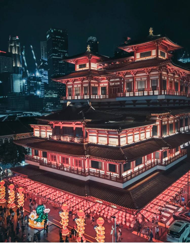 mbuwtuoii's tweet photo. After two years of virtual celebrations, Singapore's New Year celebrations are also back in full swing. https://t.co/xwD4qlIX60
