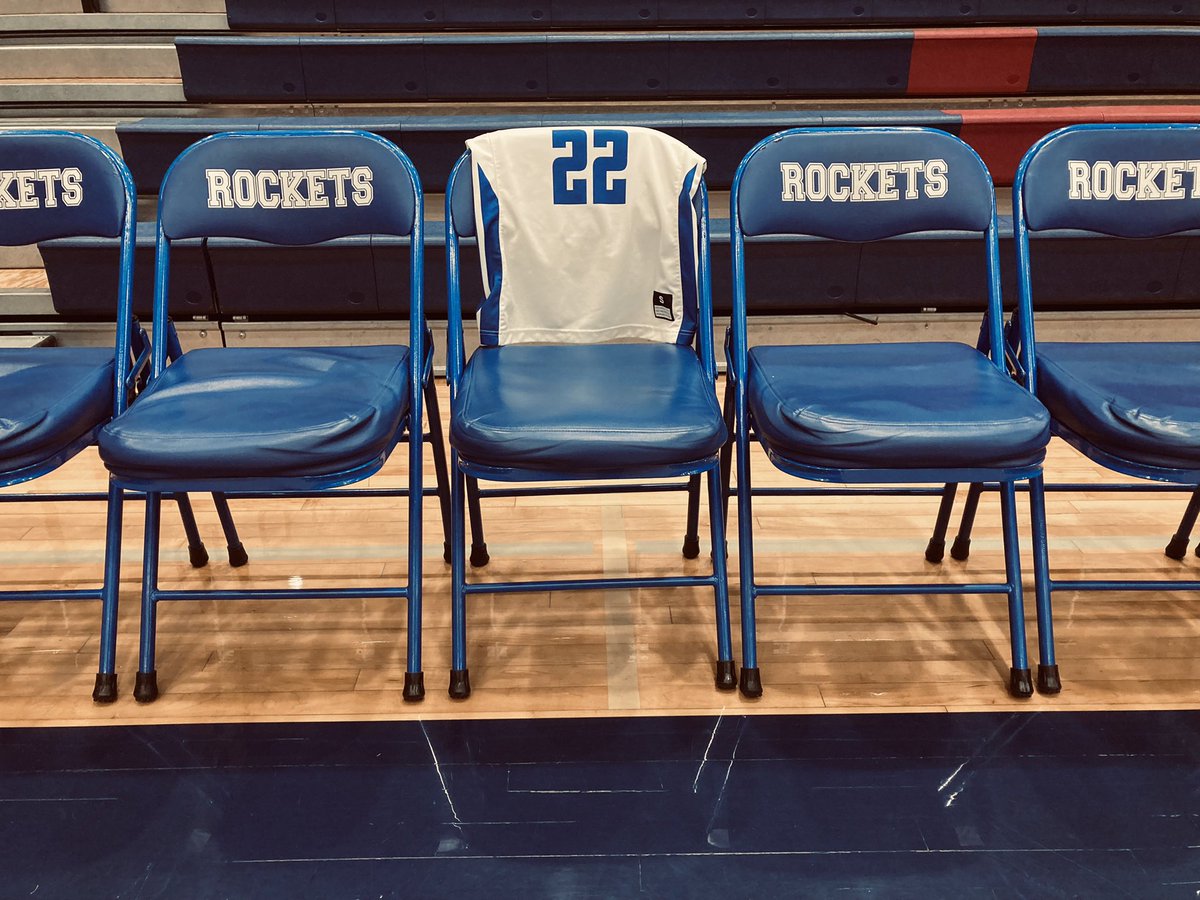 SGHSgirlsbball's tweet photo. Senior Night tonight for @LKale22. Come support her on her journey to topping off 1000 points for her career as well! 

Senior presentation 6:20
Game time 6:30 vs Dover https://t.co/jyCJQckI2d