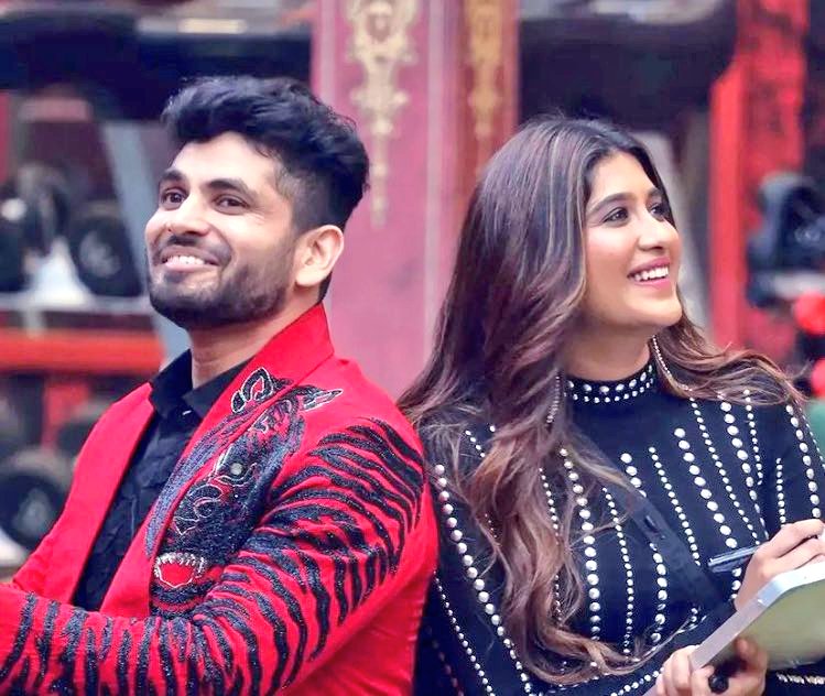 real_khabri_1's tweet photo. Ticket to Finale between two friends. 

Who will Win ? 

Like- #NimritKaurAhluwalia 
Retweet- #ShivThakare
Comment- Name

#BiggBoss16 https://t.co/GbuXPLKHef