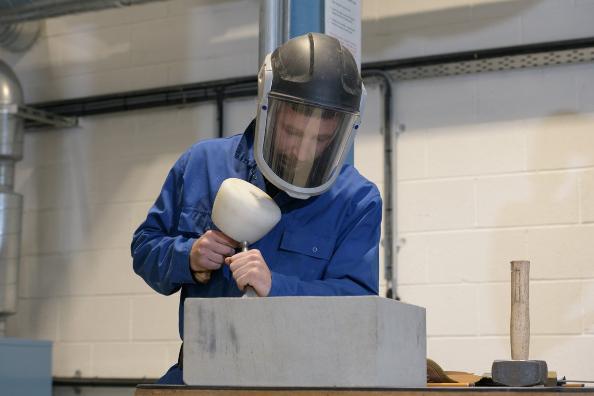 If you: ✔️ are a stonemason ✔️ employ a stonemason ✔️ need stonemasonry skills ...we need your help! Help us build a picture of stonemasonry skills in Scotland so we can create plans for the future. Take our short survey before Tues 28 February: ow.ly/Wg7V50MtEAt
