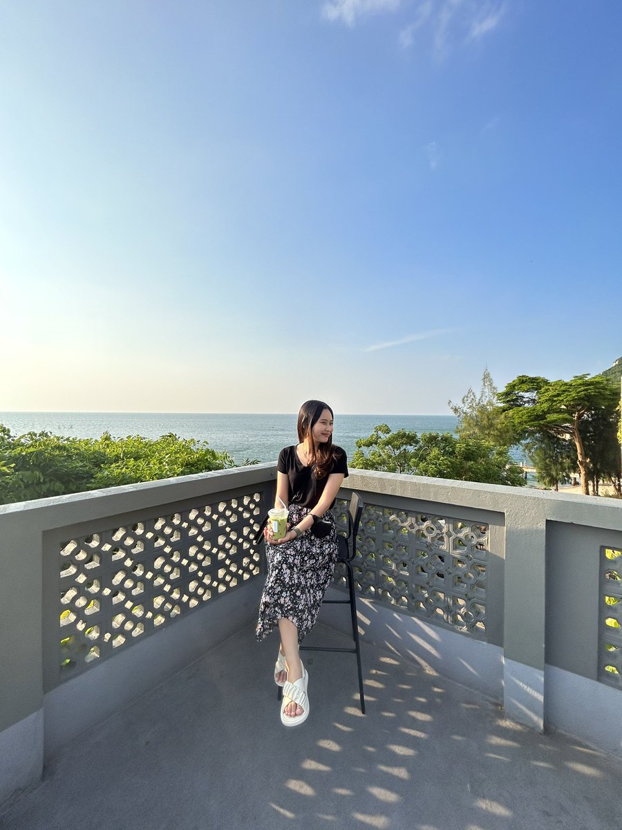 Suzii_skmppp's tweet image. อันนี้คือวิวจากตึกที่สั่งขนม เครื่องดื่ม
แนะนำไปช่วง5โมงเย็น ไม่ร้อนเลย วิวดี มู้ดดีมาก ถ่ายรูปสวย #รีวิวคาเฟ่ #hiddenlab