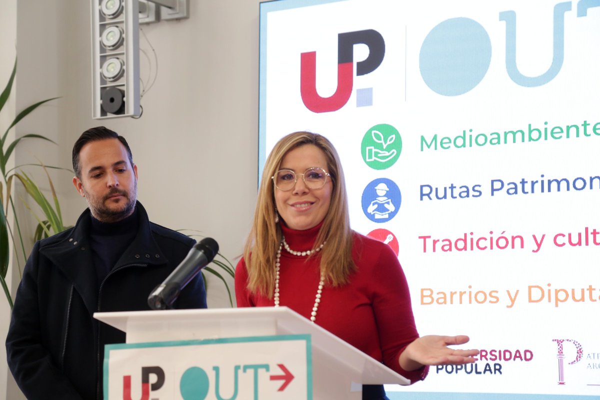 SiCartagena2023's tweet photo. 📋 @AnabCastejon y @DavidMtnezNogue han presentado esta mañana la programación de Primavera de la #UPOUT, que tiene 80 talleres destinados a acercar la #cultura y la #formación a los #barrios y #diputaciones.
https://t.co/UGesDuPzoD https://t.co/LcUMJHEaBm