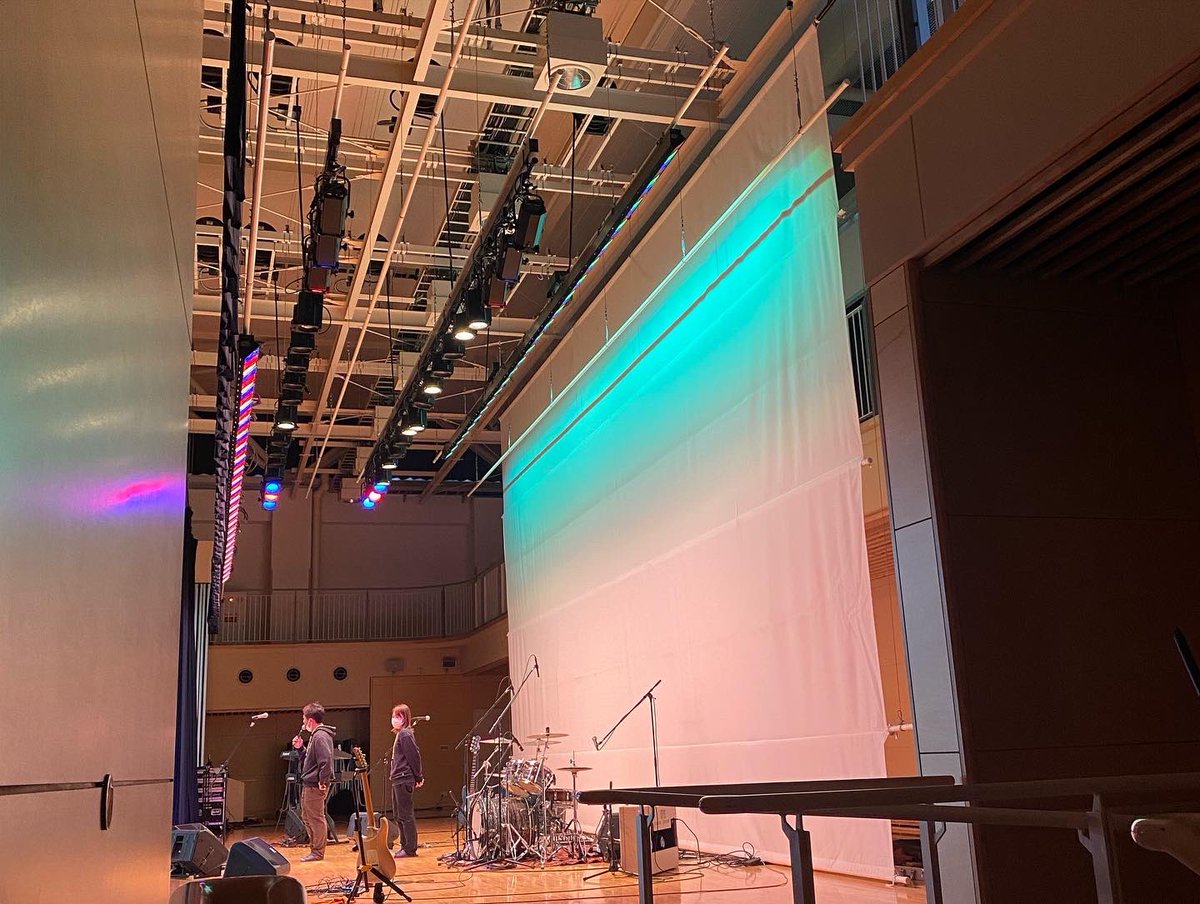 gospelsmith_jp's tweet photo. 今日は三鷹市にある
ICU HS(国際基督教大学附属高校)🏫
キリスト教の授業のひとコマで
演奏させてもらってきました💫
先生方も、聴いてくれた1年生も、
手伝ってくれたロック部の皆さんも、
みんなすごく素敵で
こちらが元気をもらいました😌
ありがとうございました🔥🔥
#ICUHS #ICU https://t.co/nX1eumkHFF