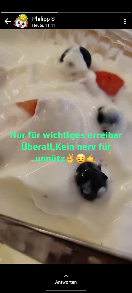 Wie es aussieht wenn du mit 25 Jahren immernoch zu wenig Aufmerksamkeit bekommst