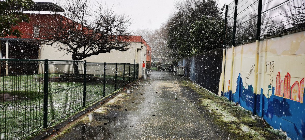 Wow c'est Silent Hill!

(si, le premier OK?)