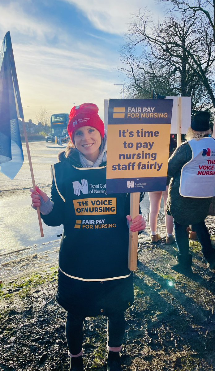#RCNStrike #SafeStaffingSavesLives  #FairPayforNursing
