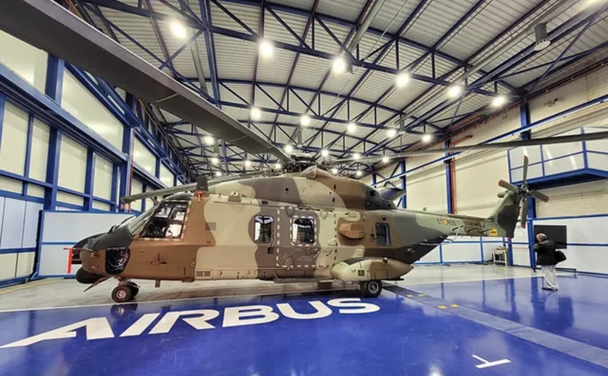PucaraDefensa's tweet photo. Airbus #Military abre sus puertas en España – Parte 3: #Helicopteros para las #FuerzasArmadas
@Airbus @AirbusHeli @AirbusPRESS #airbus @HelisDatabase #helicopter @EjercitoTierra @EjercitoAire #nh90 #uav #h145 #h160 #h175 #superpuma #rotor #bhela #famet
https://t.co/0OR7Q9XylQ https://t.co/iitb8Vdmzi