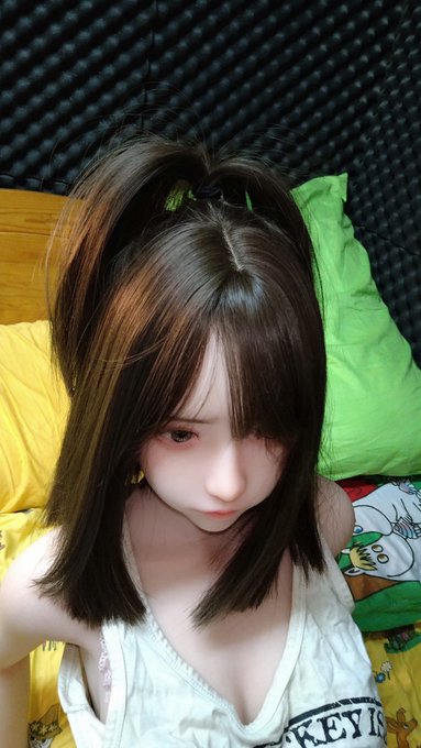 ショコラちゃんの髪とウィッグの雰囲気近いけどヘアゴムだけじゃちょっと無理かな? 