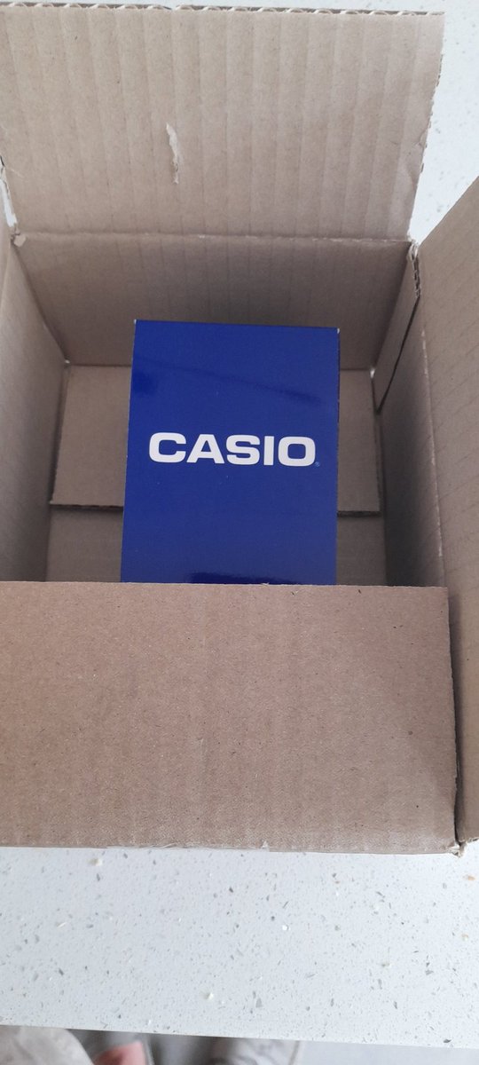 sarayacl's tweet photo. @CasioTeam Yo quiero https://t.co/FQ7y4bwFrQ