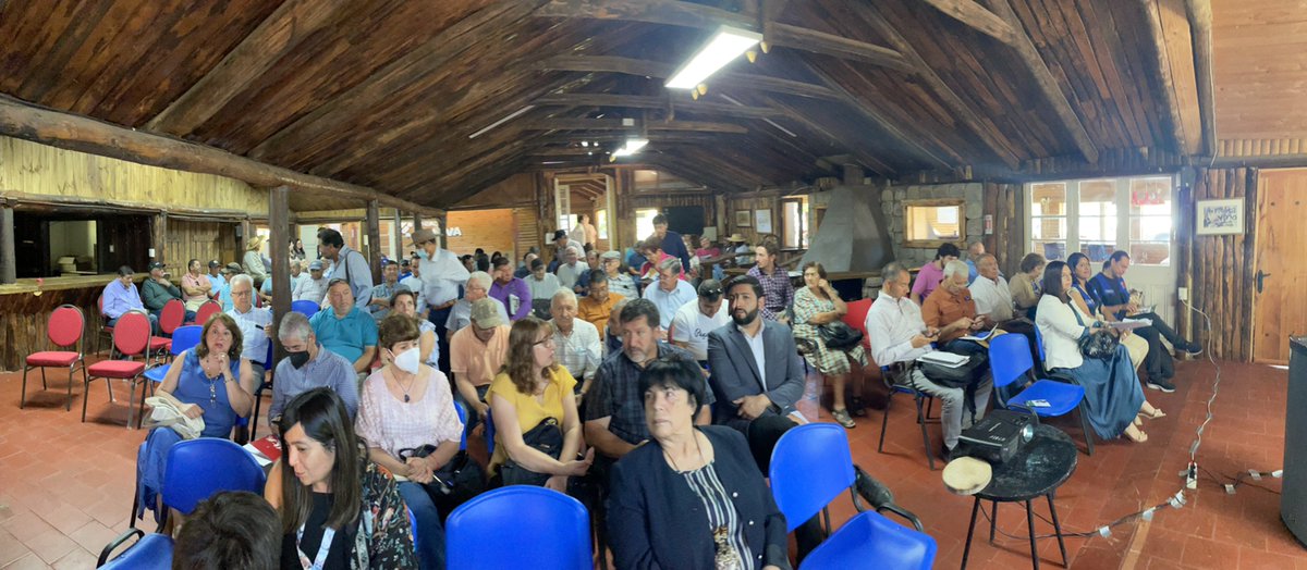 CNRCHILE's tweet photo. Con gran asistencia y participación damos inicio al Programa: "Impulsemos de fortalecimiento organizacional de la Cooperativa de riego en la región del Maule" 💧 https://t.co/OteYqDABqQ