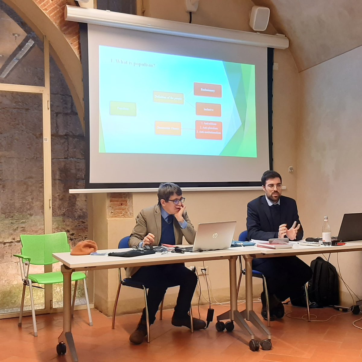 Gracias a <a href="/martinicogi/">Giuseppe Martinico</a> , <a href="/g_delledonne/">Giacomo Delledonne</a> y <a href="/StalsPisa/">STALS Sant'Anna Legal Studies</a> por la oportunidad de poder exponer algunas de las ideas de mi tesis. Siempre es un placer charlar y aprender de compañeros y profesores tan brillantes en lo académico y  humanos en lo personal.