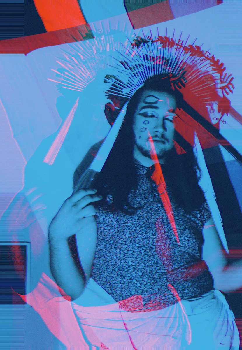 SamCastillo_00's tweet photo. Divinity in motion……….
-Your Latin Pop Princess 👁
#latinartist #mnmusic #rock #dreampop #latinpopprincess #grunge #psychedelic #chill #mexican #lofi
#newartist #queer #latinx #minnesota #newmusic https://t.co/YGs3icHBvY