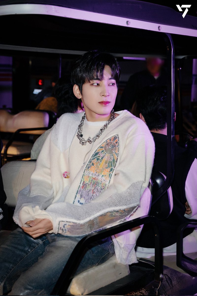 ข้างกันแบบไม่รู้จักฉัน ไม่รู้จักเธอ