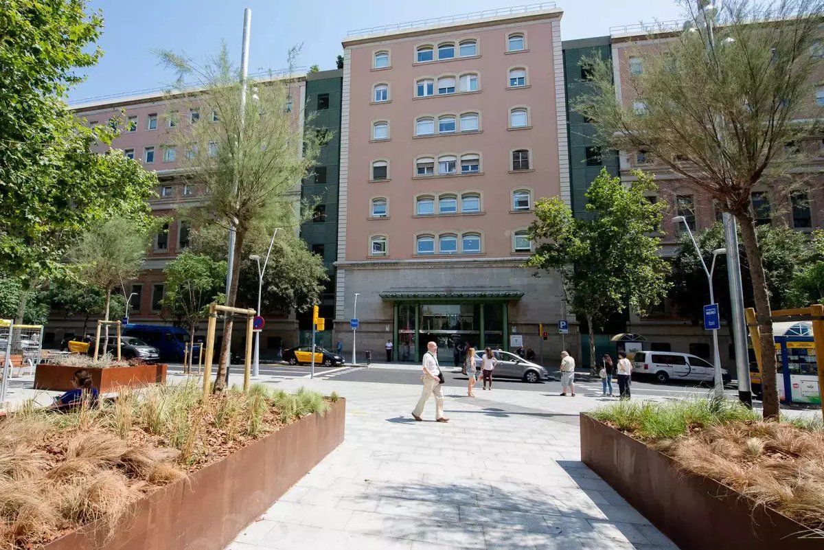 Hospital Clínic (@hospitalclinic) on Twitter photo 🏥 Acuerdo entre <a href="/salutcat/">Salut</a> <a href="/bcn_ajuntament/">Ajuntament de Barcelona</a> <a href="/diba/">Diputació de Barcelona</a> <a href="/UniBarcelona/">Universitat de Barcelona</a> y el #CLÍNIC para ampliar el Campus Clínic en el entorno de la Diagonal.
🧬 Agrupará en un único campus la asistencia, la docencia, la investigación y la innovación en salud del hospital.
👉 bit.ly/3XBb9Zk 🏥 Acuerdo entre <a href="/salutcat/">Salut</a> <a href="/bcn_ajuntament/">Ajuntament de Barcelona</a> <a href="/diba/">Diputació de Barcelona</a> <a href="/UniBarcelona/">Universitat de Barcelona</a> y el #CLÍNIC para ampliar el Campus Clínic en el entorno de la Diagonal.
🧬 Agrupará en un único campus la asistencia, la docencia, la investigación y la innovación en salud del hospital.
👉 bit.ly/3XBb9Zk