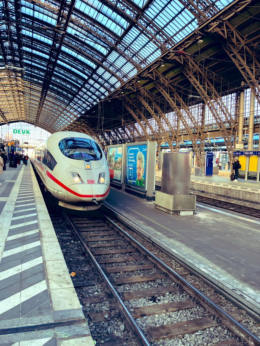 Eventhotels tweet media