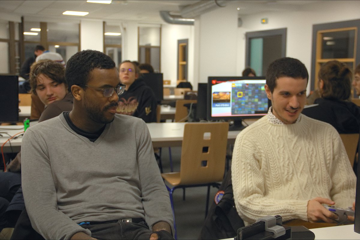 📷Les photos de vendredi dernier sont disponible !
➡️flic.kr/s/aHBqjAoJvU