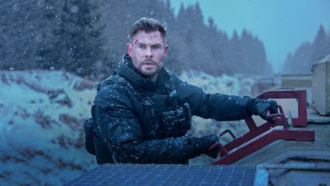 Chris Hemsworth in knalharde Extraction Netflix 2 recensie