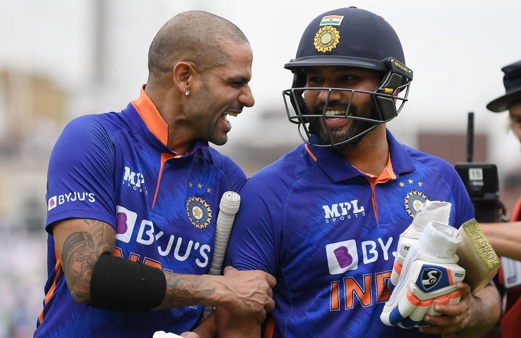 SPORTYVISHAL's tweet photo. @SDhawan25 @ImRo45 The greatest ODI opening pair in the world. Will always love u Shikhi Paaji 💙!! https://t.co/prOTun1QZn