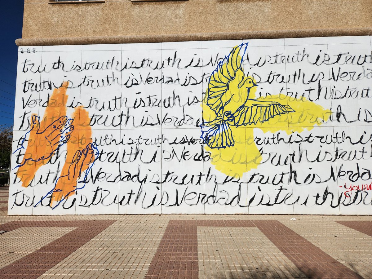 Truth is truth mural on the wall of the law school building. #derecho #Malaga  #Fulbright https://t.co/BgQYNAfq8S