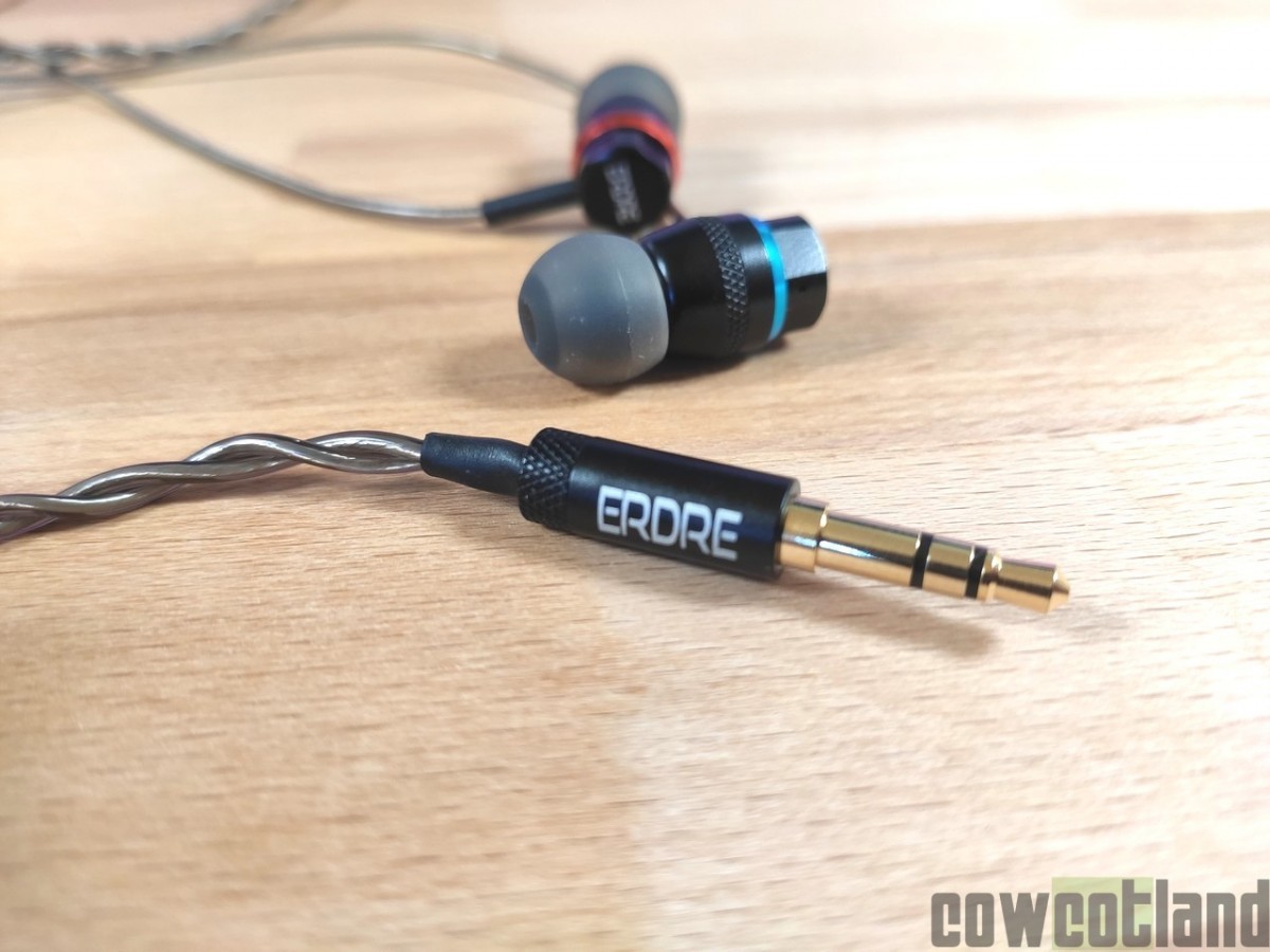 cowcotland's tweet photo. Test #ErdreAudio D202 : simplicité et musicalité https://t.co/rRtmge1eoU https://t.co/OzArWWeQ9J