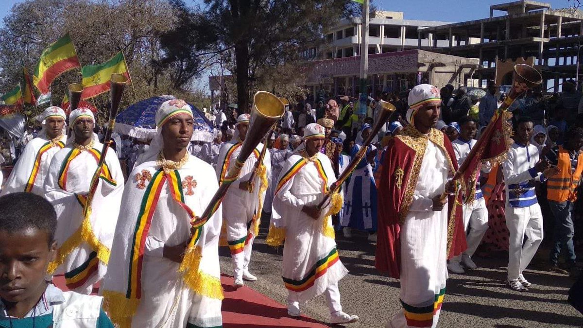 Ambachew_Assefa's tweet photo. የከተራ በአል አከባበር በሀረር ከተማ። https://t.co/ED39Wg31Wl