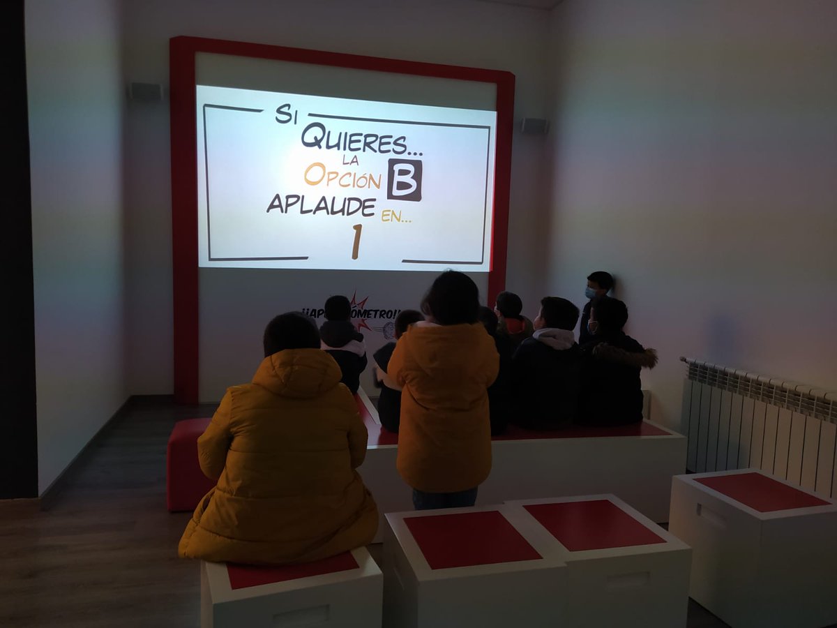 ¡Feliz día mundial del selfie en los museos! 🥰📲

Te esperamos en #Fabulantis #CuatroVillas #Villadiego #lavilladelos6museos