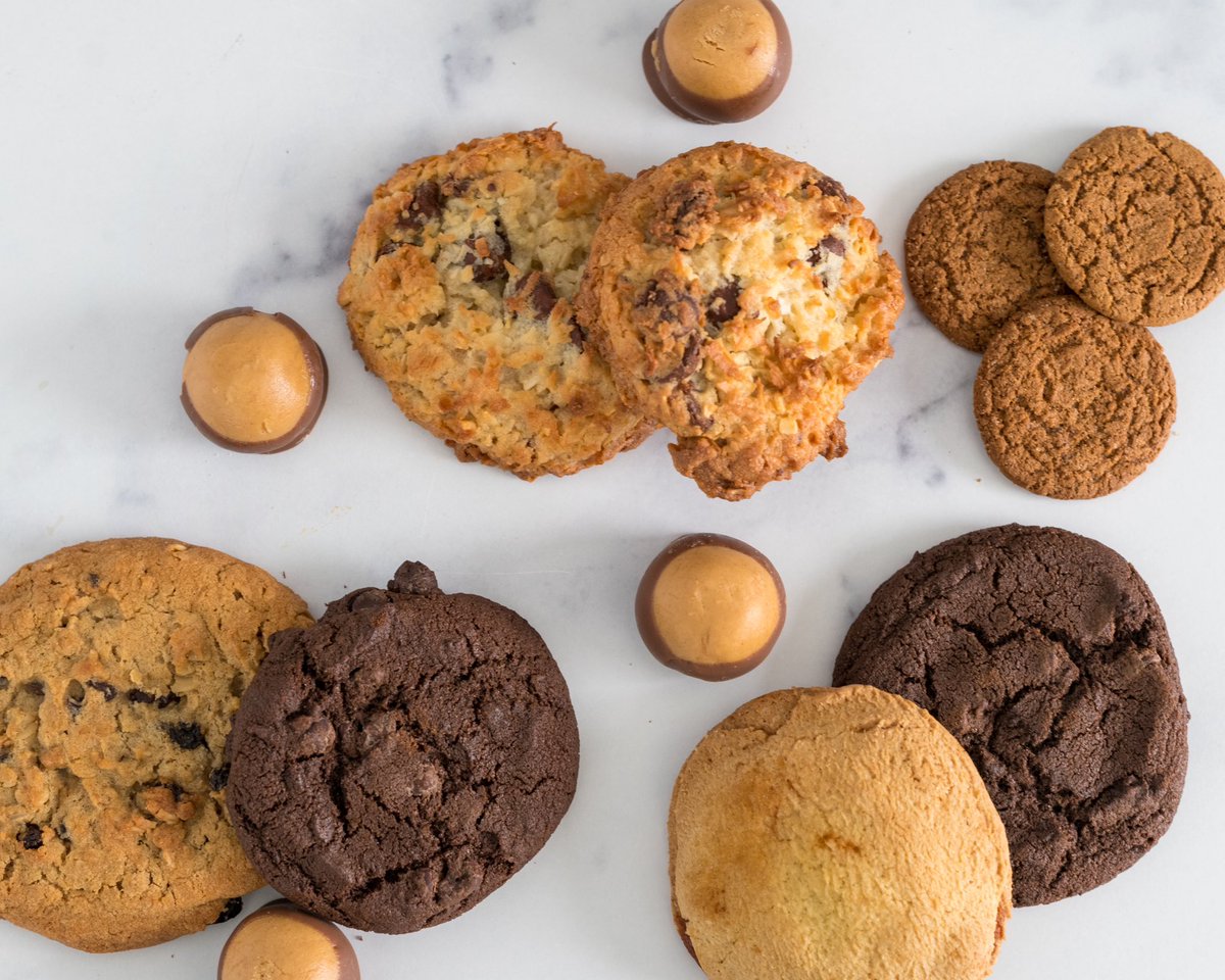 Add a sweet treat to your day with fresh baked cookies from White House Fruit Farm. 
#WHFFcookies #FreshBakedCookies #SweetTreats