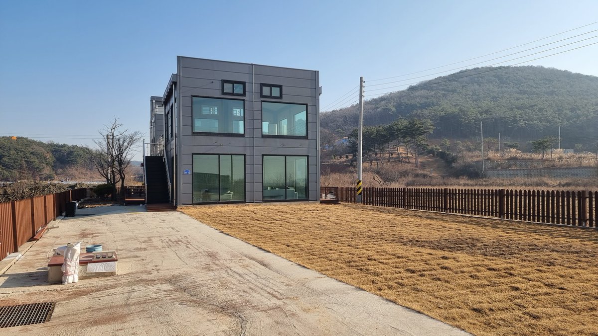 Hyeyounkim3's tweet photo. 상세 페이지 보시고 도와주세욥 
목욕시설까지있네요 

2500만원 보증금 모으기중

국민 엔젤프로젝트 469937 04 008881 쉼터 https://t.co/Dsoej75xP8