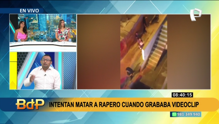 PanamericanaTV's tweet photo. #BDP #EnVivo | #RAPERO GRABABA VIDEOCLIP CUANDO INTENTARON #MATARLO. Tío del joven revela los detalles de este horrendo caso.
Míranos EN VIVO ► https://t.co/NDeYp3E0yA
#PanamericanaTelevisión #NoticiasPanamericana @PoliciaPeru https://t.co/JiwGoVEEcG