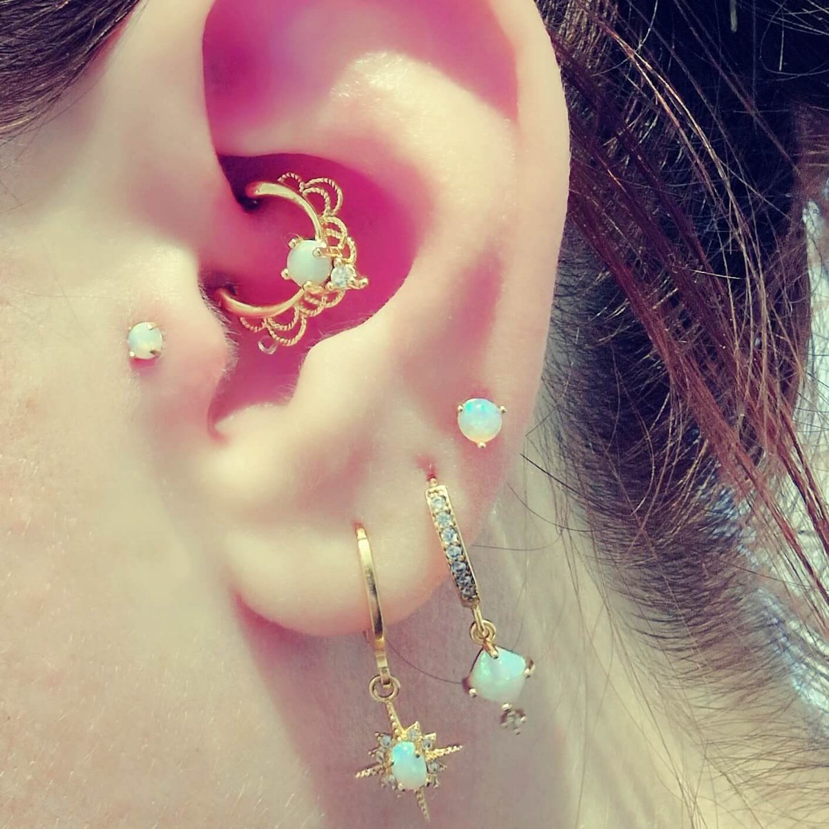 ❤️We Love Our Customers!❤️

🔥A Stunning Set From A Customer Who's Loving Her #Daith Jewellery!🔥

✨ throwbackannie.com ✨

#customer #review #5star #style #gold #opal #fashion #LoveIsland #LoveIslandUK #PictureOfTheDay #earrings #ear #jewellery #Fashionista #styleinspo