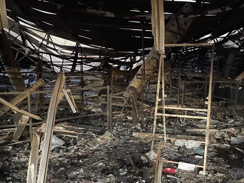 ScrollaAfrica's tweet photo. The remains of one of the victims from the Tembisa Plaza Shoprite gas explosion have been recovered. It has been almost two years since the looting and unrest and only their skeletons remain. It is a sad scene on site with families of the deceased #TembisaUnrest #ScrollaNews https://t.co/qXEo81jQjk
