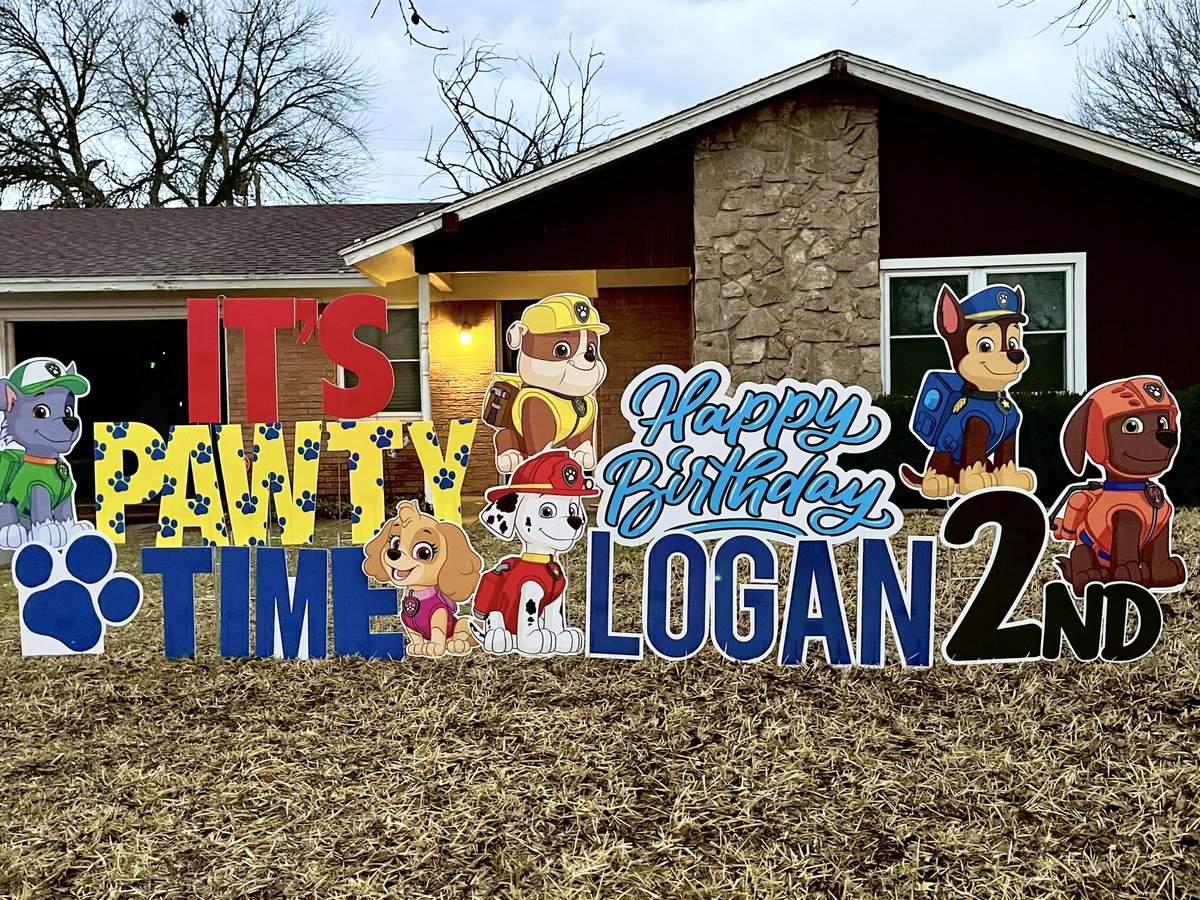 H76374's tweet photo. Happy 2nd Birthday to this brother-chasing little man. Logan gives them a run for their money, that’s for sure.  I’ll bet you money he laughs today. @kadebetts https://t.co/EXp17k7WIP