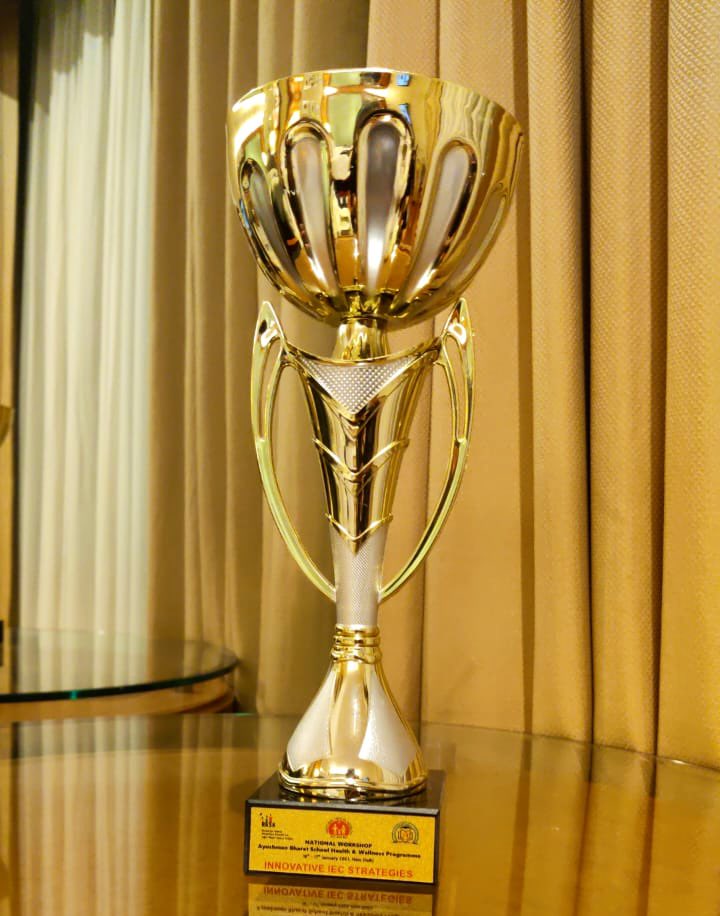 GulistanLadakh_'s tweet image. #UTLadakh is awarded by @MoHFW_INDIA as  the best state for developing INNOVATIVE IEC STRATEGIES on the School Health &amp;amp; Wellness Program, National Health Program.
@lg_ladakh @DvCom_Secretary @LadakhSecretary @DrIftikharIRS
@NhmLadakh