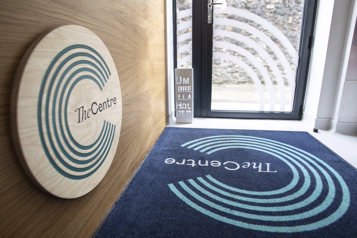 SPSLearn's tweet image. CPD courses for healthcare professionals Massage &amp;amp; Soft Tissue Skills modules 1&amp;amp;2 plus Professional Practice in Dry Needling Feb/March evenings &amp;amp; weekends @CMetAlumni @USWAlumni @CardiffSEMS @BangorUniPhysio @CardiffAlumni