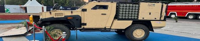 justtweettz's tweet photo. #Spanish company #EverisAerospaceAndDefence has integrated its 120 mm Alakran mortar system into the #ALSV (Armoured Light Specialist Vehicle) chassis from #Mahindra
The ALSV is now in production for the #IndianArmy which has purchased 1,300 units from Mahindra. https://t.co/3ZPlz2v1xh