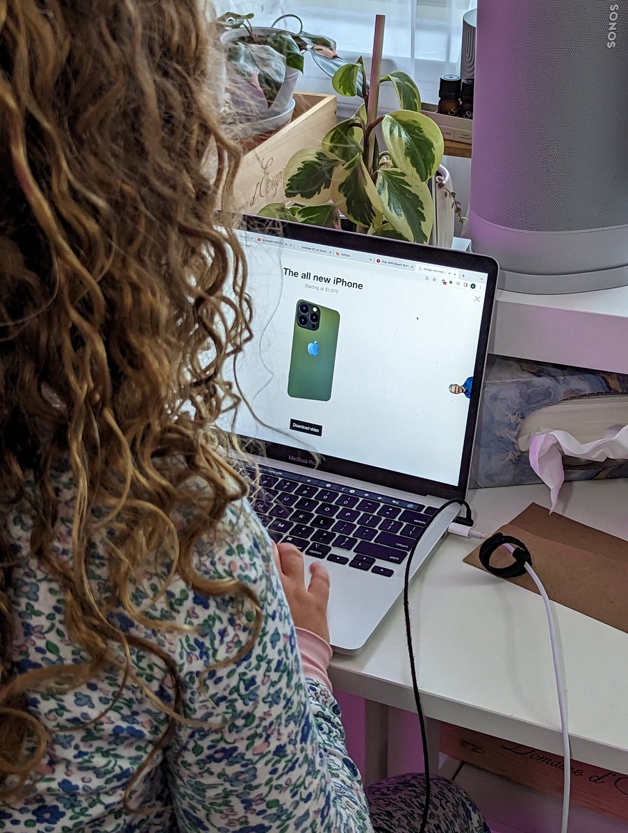 SamIam_Designs's tweet image. My 11yr old &quot;coworker&quot; for the day introduced me to boredbutton.com 😍 

They spent the last 30 mins &quot;designing the new iPhone&quot; and watching them meticulously place the buttons on the side of the device made me a bit emotional 🥰 #designerintraining