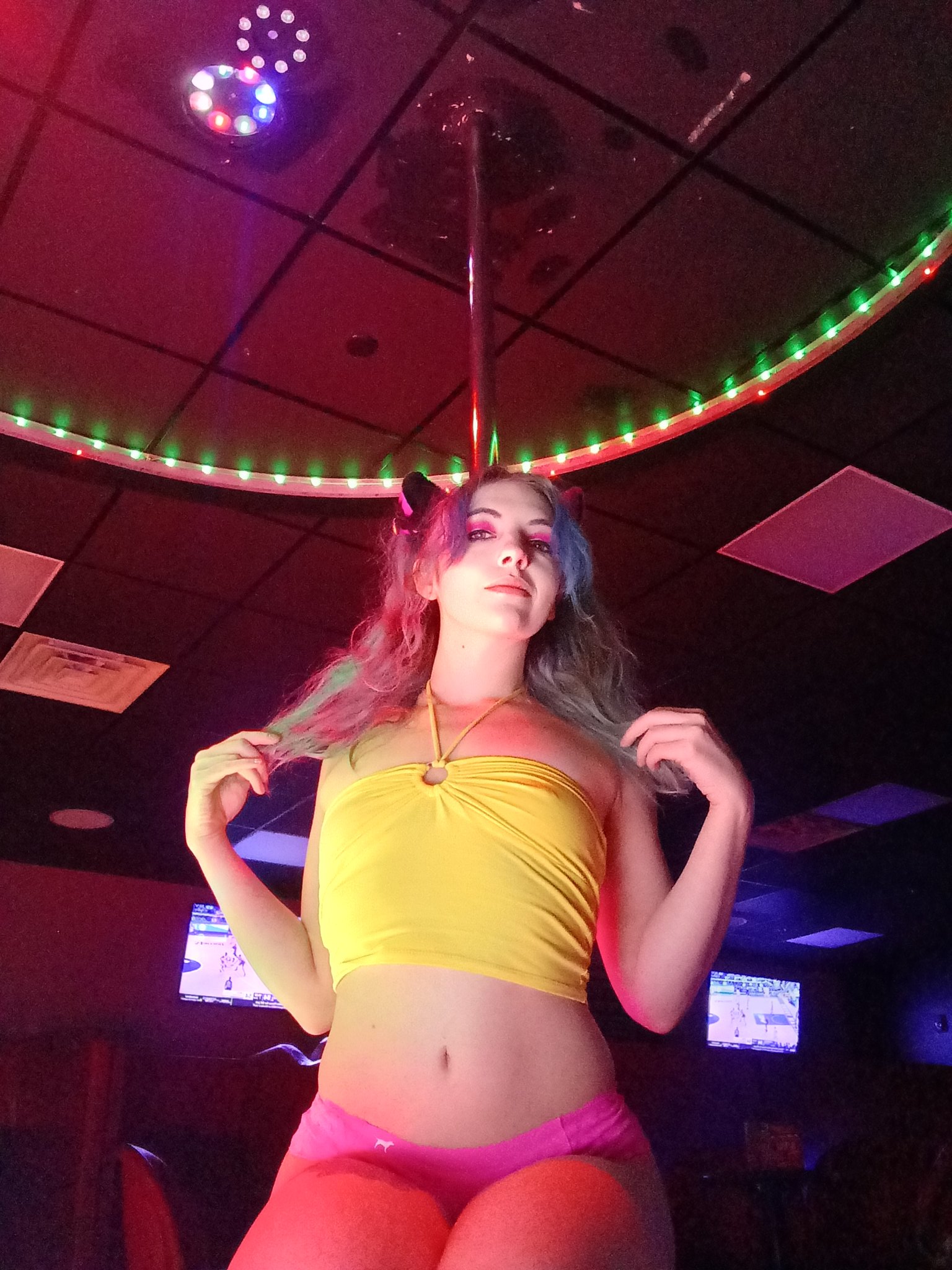 I'll be back @DejavuNashville Friday Saturday and Sunday, come see me 🤗 in the meantime check out my only fans & other play sites https://t.co/kTgVp0wBs9 https://t.co/xwgSoIevqP https://t.co/o1mm7aCr8u