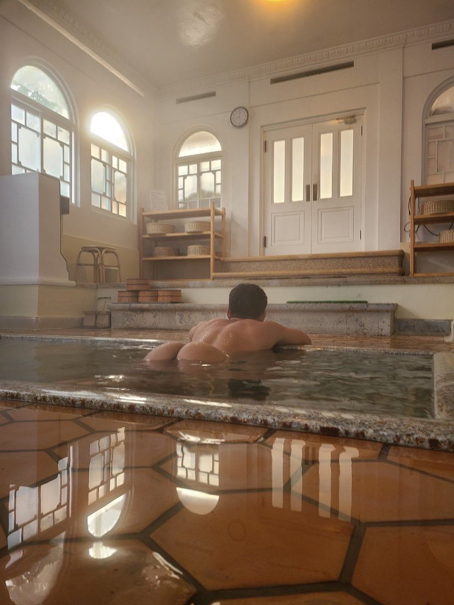 東のパンツ(別名:パンまこ) tweet media