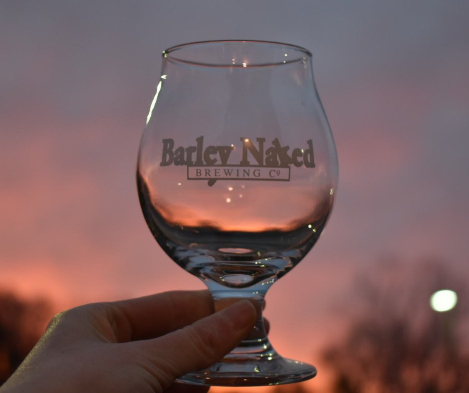 TourStaffordVa's tweet photo. We prefer the glass half full (with local craft beer in Stafford). ๐บ
Check out Barley Naked Brewing Company, and learn more at https://t.co/8FsmJxoKOS.
#TourStaffordVA #VisitStaffordVA #StaffordVA #BarleyNaked #brewery #beer #fabtrail #VAcraftbeer #craftbeer #VAbeer https://t.co/PMrSdZGCq6