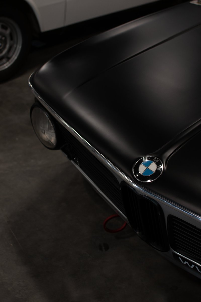 HightimeAuto's tweet photo. Shark nose and matte black paint. What else do you want ? 🦈🏴
1971 BMW 2002 TI 🇩🇪
#TourAuto2022 📅
#bmw #alpina #bmw2002 https://t.co/RIRnSkTZZE