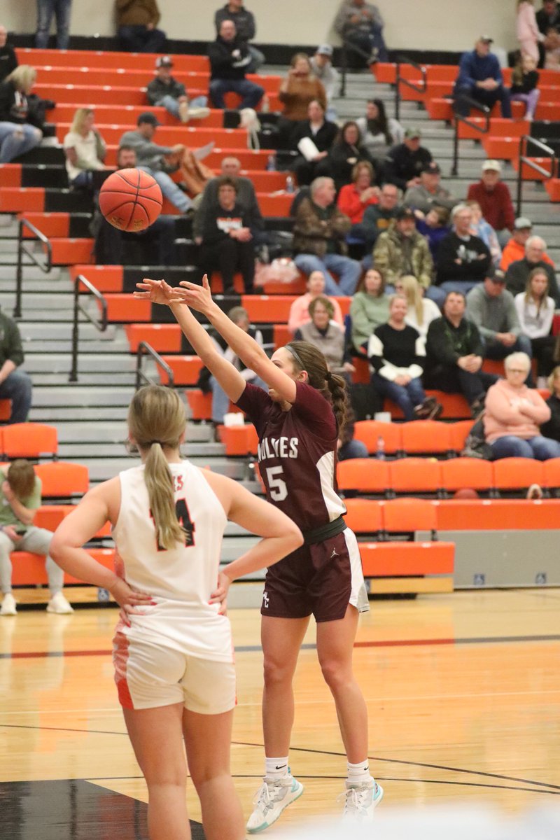titus_stenberg's tweet photo. Jessica Mogen now holds the record for most points in a single game in Watford City girls basketball history! She scored 44 points in the Wolves 64-53 victory at the Jon Cole Gym laat night. Photo taken by Parker Schuster on the record-breaking free throw 
 #NDPreps https://t.co/1mNHwebEjI