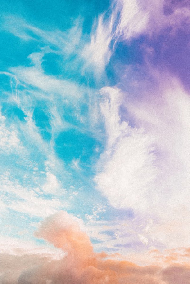 This morning there’s a calm I can’t explain. The rock candy’s melted only diamonds now remain 💎✨

CLARITY by <a href="/moody_marv/">moody capital 🌯</a>