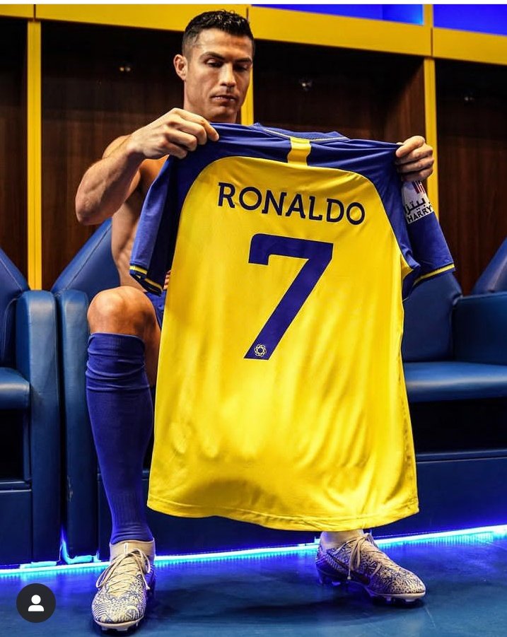 SmisoDonda01's tweet photo. #CR7𓃵  The best https://t.co/RUAum4jOUM