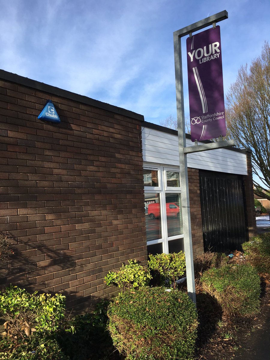 StaffsMDO's tweet photo. We are at #BaswichLibrary this afternoon for the first of our #asenseofplace taster sessions with @juneauprojects. Taking inspiration from the #Staffordshire #Museum #Collection @ArchandHeritage @StaffsLibraries https://t.co/GPa9SFlgyr