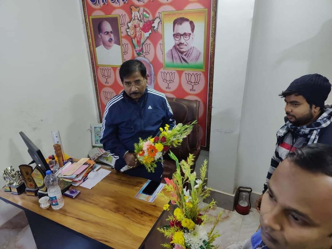 mp_jagannath's tweet photo. রেলের ALP (Assistant Loco Pilot) পরীক্ষাটিতে ডিপ্লোমা ইঞ্জিনিয়ারিং করা ছেলেরা দিয়েছিল এবং পরীক্ষায় পাস করেছিল। লিখিত, মৌখিক এবং মেডিকেল পরীক্ষাতে পাশ করার সত্ত্বেও তাদের নিয়োগ আটকে রাখা হয়েছিল। তাই আমি এই বিষয়টি নিয়ে রেল মন্ত্রককে আবেদন জানিয়েছিলাম। https://t.co/rdGQxr7Tfo