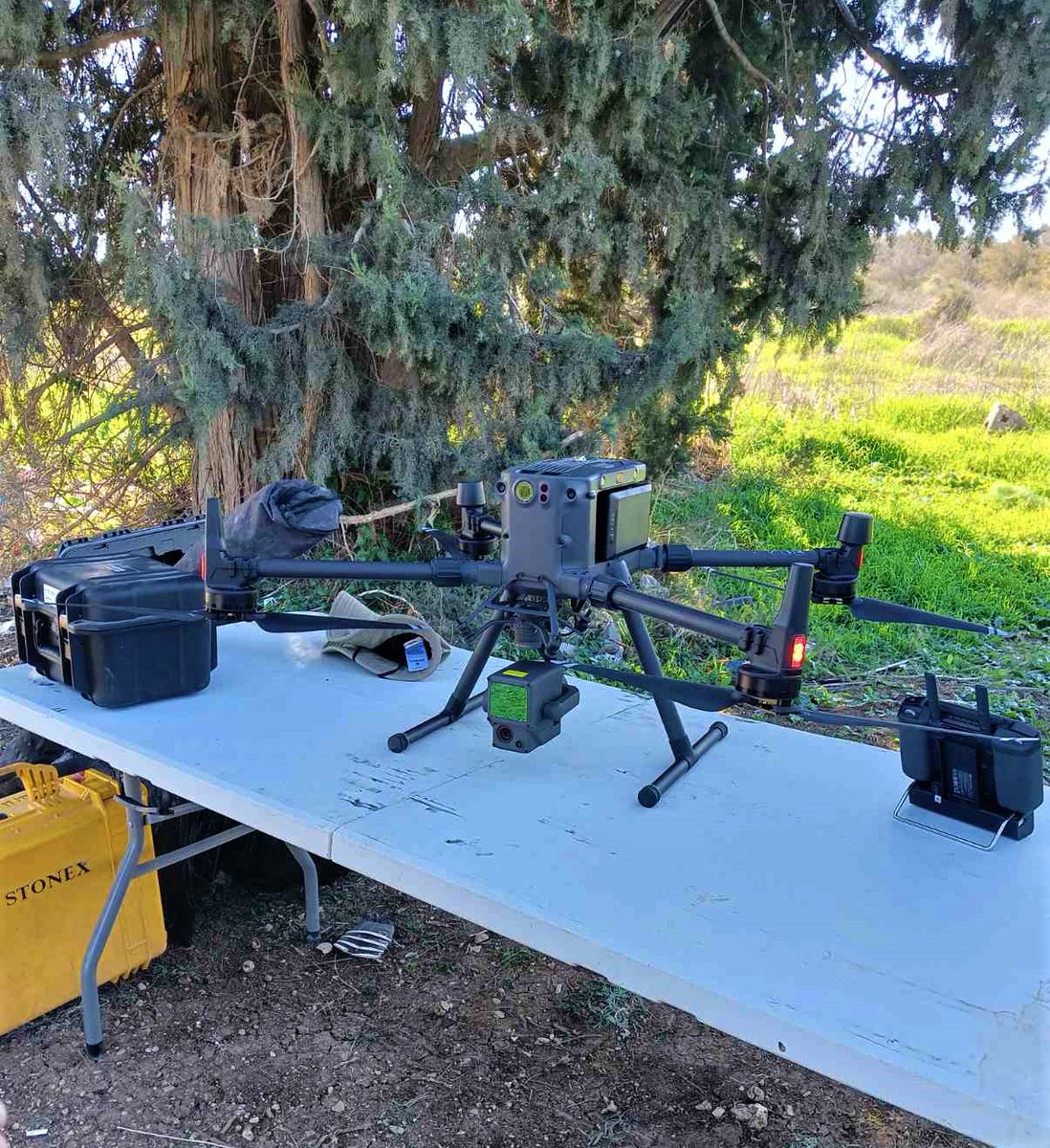 CrackSenseHE's tweet photo. 🚌 CrackSense field trips across Israel have begun!
🍊The consortium visited Mehadrin, one of the leading global growers of citrus, where some of the pilots and experiments will take place. 
💡Looking forward to the first steps towards a crack-free harvest!

 #HorizonEurope https://t.co/hbhqXQq9pD