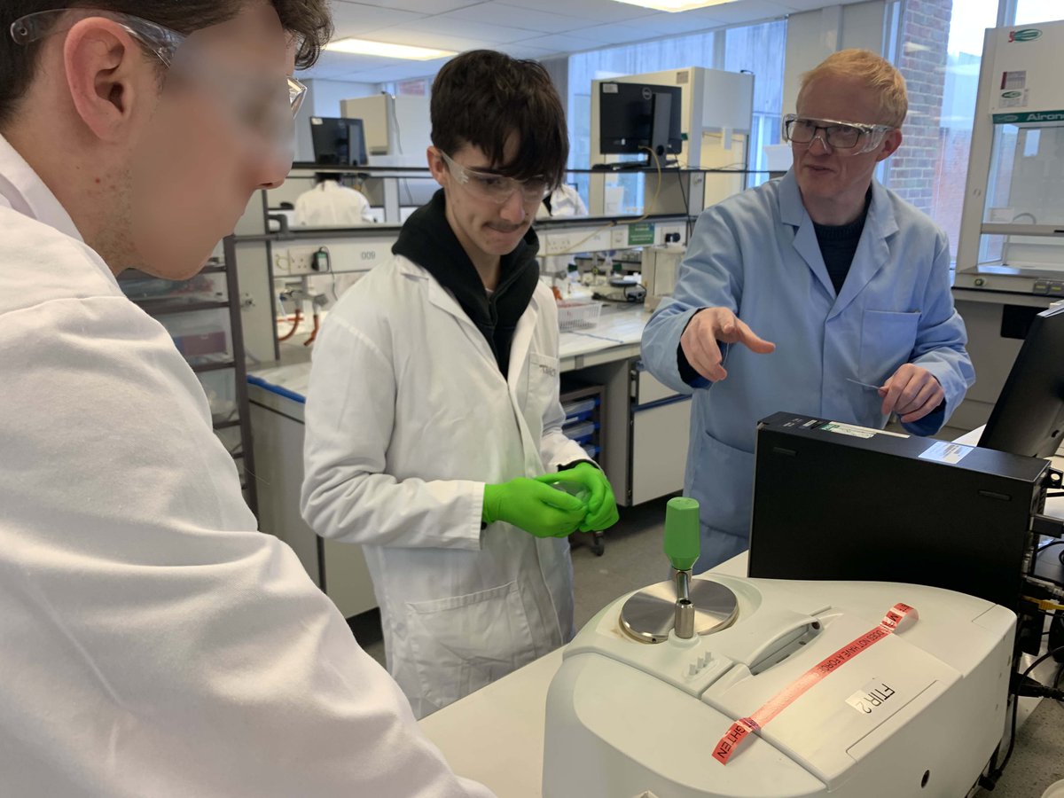 BACA_UK's tweet image. Our Y13s went on a trip yesterday and had a very educational afternoon at the @SussexUni making Paracetamol and testing its purity!