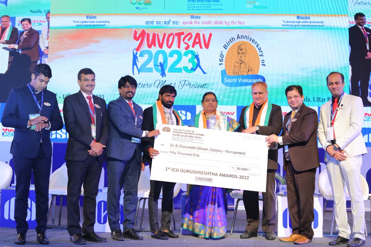 ProfBCharumathi's tweet photo. Happy to inform that I am adjudged as the Winner of 1st Gurushreshtha Award 2022 in Management Category by the Institute of Companies Secretaries of India (ICSI) with Rs. 50,000 cash prize, citation and trophy. Thanks to The Institute of Company Secretaries of India, eminent jury https://t.co/HYAFxvQMU3