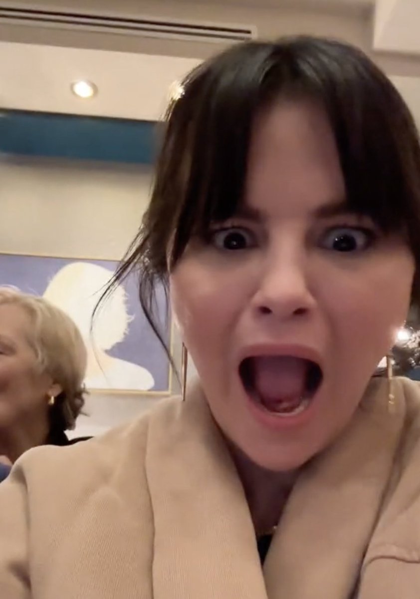 The only appropriate reaction to this news. #OnlyMurders 

More here: trib.al/OEO2FRT